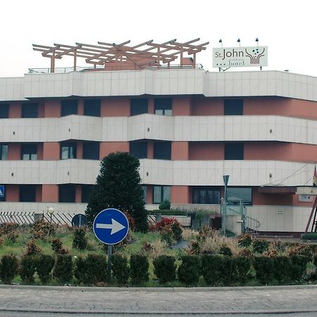 Hotel St John Дезіо Екстер'єр фото
