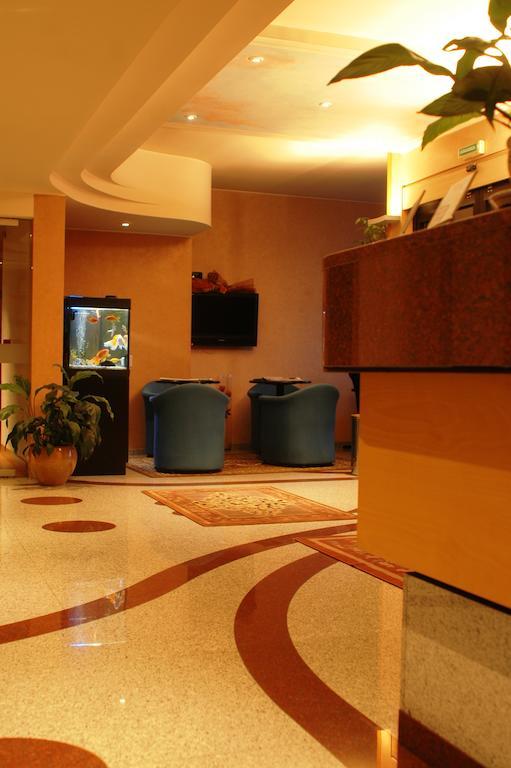 Hotel St John Дезіо Екстер'єр фото