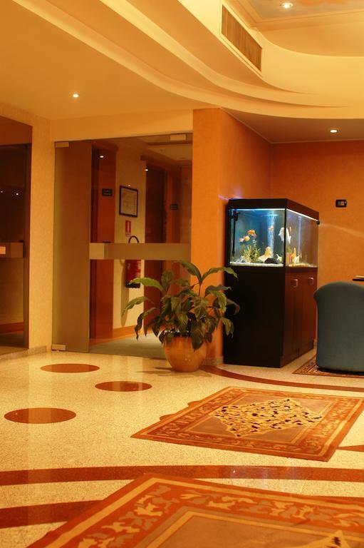 Hotel St John Дезіо Екстер'єр фото