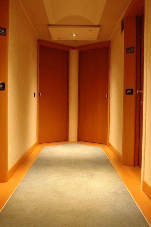 Hotel St John Дезіо Екстер'єр фото